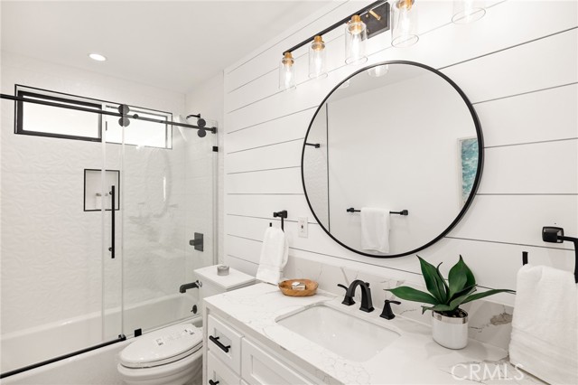 1230 9th Street, Hermosa Beach, California 90254, 5 Bedrooms Bedrooms, ,6 BathroomsBathrooms,Residential,Sold,9th,SB21132464