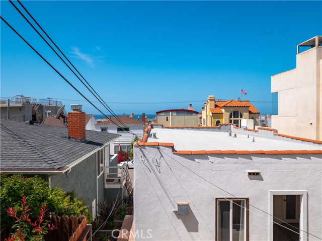 636 Manhattan Avenue, Hermosa Beach, California 90254, ,Residential Income,Sold,Manhattan,SB21080073