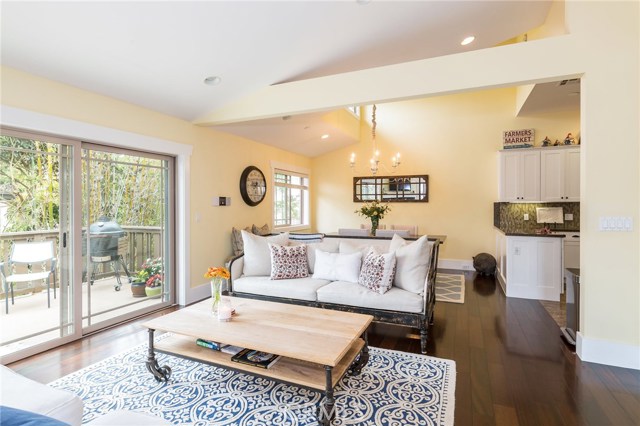 812 Irena Avenue, Redondo Beach, California 90277, 3 Bedrooms Bedrooms, ,2 BathroomsBathrooms,Residential,Sold,Irena,SB18133597