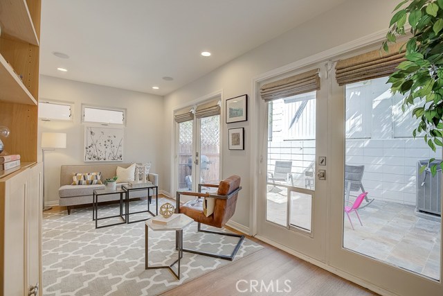 1124 1st Street, Hermosa Beach, California 90254, 4 Bedrooms Bedrooms, ,3 BathroomsBathrooms,Residential,Sold,1st,SB20124705