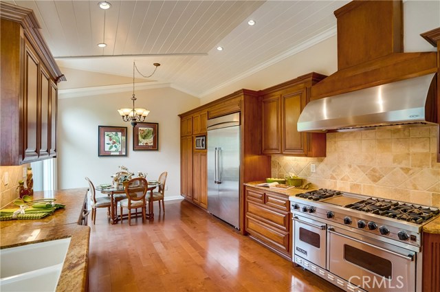 1 Hillcrest Manor, Rolling Hills Estates, California 90274, 4 Bedrooms Bedrooms, ,3 BathroomsBathrooms,Residential,Sold,Hillcrest Manor,SB19101049