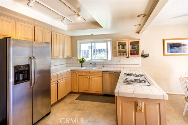 5672 Sunmist Drive, Rancho Palos Verdes, California 90275, 4 Bedrooms Bedrooms, ,3 BathroomsBathrooms,Residential,Sold,Sunmist,SB17111402