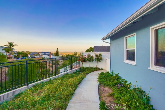 28603 Enrose Avenue, Rancho Palos Verdes, California 90275, 4 Bedrooms Bedrooms, ,2 BathroomsBathrooms,Residential,Sold,Enrose,SB21121968