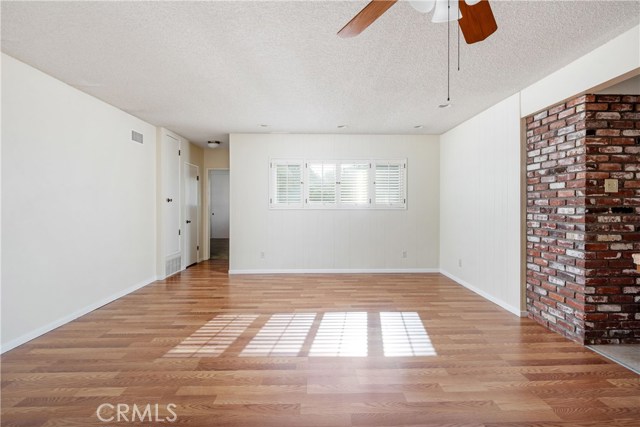 1327 Helberta Avenue, Redondo Beach, California 90277, 3 Bedrooms Bedrooms, ,1 BathroomBathrooms,Residential,Sold,Helberta,SB20260522