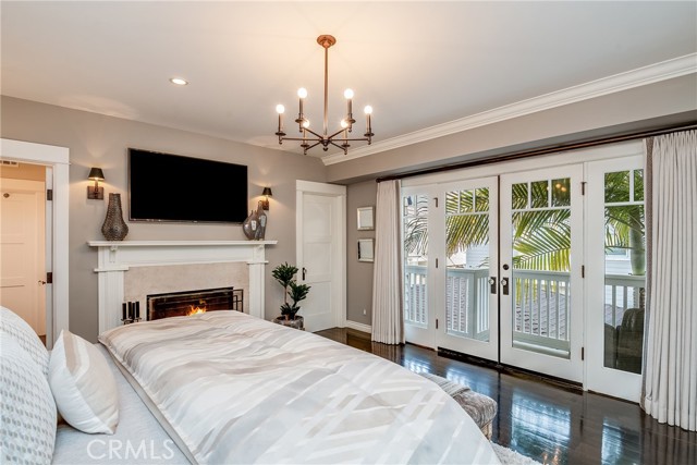 524 4th Street, Manhattan Beach, California 90266, 4 Bedrooms Bedrooms, ,2 BathroomsBathrooms,Residential,Sold,4th,SB21061545