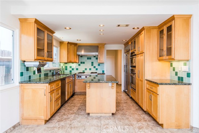 28607 Covecrest Drive, Rancho Palos Verdes, California 90275, 4 Bedrooms Bedrooms, ,1 BathroomBathrooms,Residential,Sold,Covecrest,PV20168979