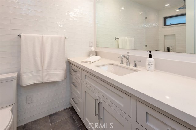 1208 The Strand, Manhattan Beach, California 90266, 2 Bedrooms Bedrooms, ,2 BathroomsBathrooms,Residential,Sold,The Strand,SB20234842