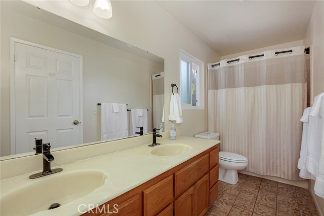 2220 Clark Lane, Redondo Beach, California 90278, 3 Bedrooms Bedrooms, ,3 BathroomsBathrooms,Residential,Sold,Clark,SB18100166