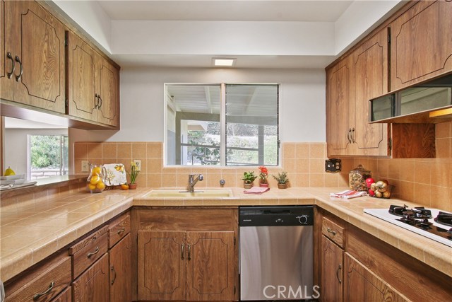 2154 Santa Rena Drive, Rancho Palos Verdes, California 90275, 3 Bedrooms Bedrooms, ,1 BathroomBathrooms,Residential,Sold,Santa Rena,PV19237927