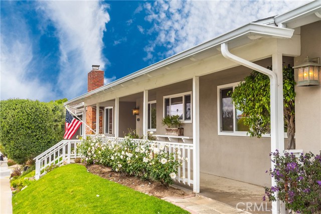 524 Meadows Avenue, Manhattan Beach, California 90266, 4 Bedrooms Bedrooms, ,3 BathroomsBathrooms,Residential,Sold,Meadows,SB20085070