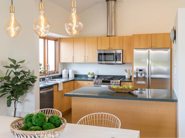 1218 Harper Ave, Redondo Beach, California 90278, 3 Bedrooms Bedrooms, ,2 BathroomsBathrooms,Residential,Sold,Harper Ave,SB20004970