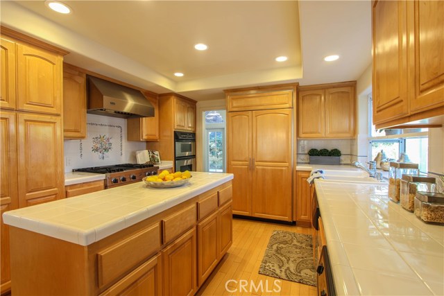 3 Cambridge, Manhattan Beach, California 90266, 4 Bedrooms Bedrooms, ,2 BathroomsBathrooms,Residential,Sold,Cambridge,PW18003520
