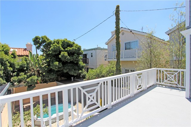 1604 Havemeyer Lane, Redondo Beach, California 90278, 4 Bedrooms Bedrooms, ,3 BathroomsBathrooms,Residential,Sold,Havemeyer,SB17147507