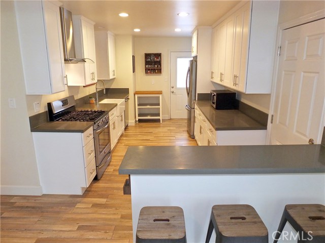 18316 Grevillea Avenue, Redondo Beach, California 90278, 3 Bedrooms Bedrooms, ,2 BathroomsBathrooms,Residential,Sold,Grevillea,PW20134406