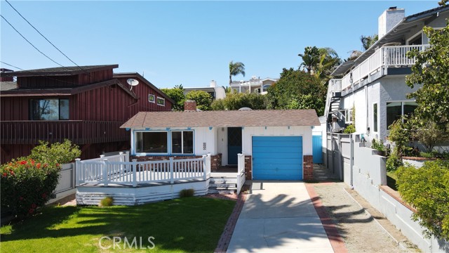 931 Duncan Avenue, Manhattan Beach, California 90266, 3 Bedrooms Bedrooms, ,1 BathroomBathrooms,Residential,Sold,Duncan,SB21139038