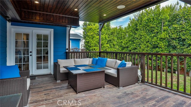 2204 Robinson Street, Redondo Beach, California 90278, 2 Bedrooms Bedrooms, ,2 BathroomsBathrooms,Residential,Sold,Robinson,PV20074273