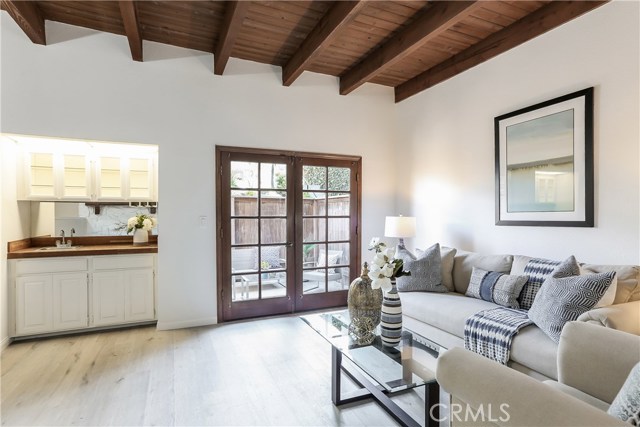 620 Beryl Street, Redondo Beach, California 90277, 3 Bedrooms Bedrooms, ,1 BathroomBathrooms,Residential,Sold,Beryl,SB19063023