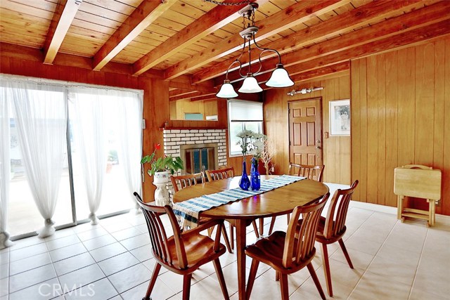 Oversized family/dining area with more windows to let in tons of natural light