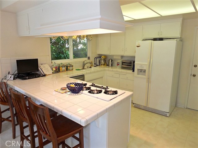 5649 Whitecliff Drive, Rancho Palos Verdes, California 90275, 4 Bedrooms Bedrooms, ,3 BathroomsBathrooms,Residential,Sold,Whitecliff,PV17219760