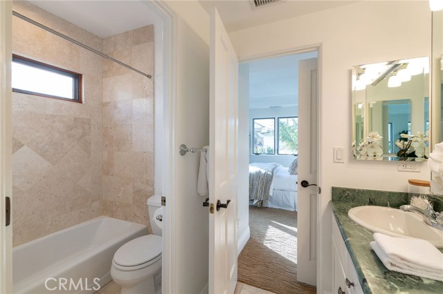 123 29th Street, Hermosa Beach, California 90254, 5 Bedrooms Bedrooms, ,5 BathroomsBathrooms,Residential,Sold,29th,SB20099195