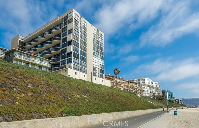 531 Esplanade, Redondo Beach, California 90277, 2 Bedrooms Bedrooms, ,2 BathroomsBathrooms,Residential,Sold,Esplanade,PV19107196