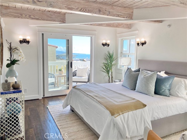 3213 Manhattan Avenue, Manhattan Beach, California 90266, 3 Bedrooms Bedrooms, ,3 BathroomsBathrooms,Residential,Sold,Manhattan,SB21049996
