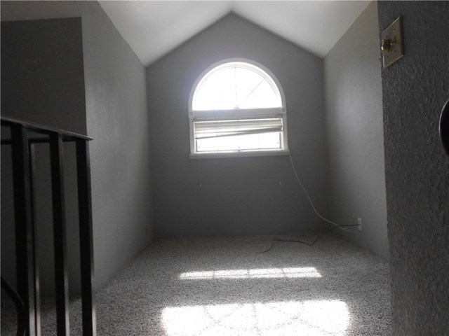 Office or sitting area of Master suite upstairs. Nice carpeting.