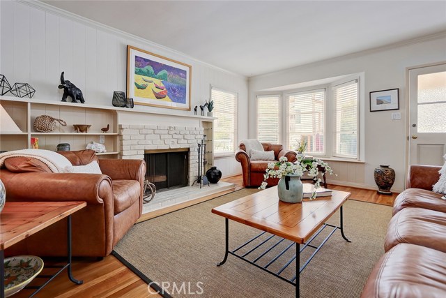 401 6th Street, Manhattan Beach, California 90266, 4 Bedrooms Bedrooms, ,2 BathroomsBathrooms,Residential,Sold,6th,SB20226539