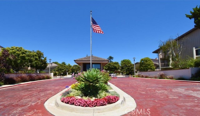 Mira Verde Community Entrance