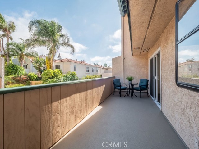 721 Irena Avenue, Redondo Beach, California 90277, 3 Bedrooms Bedrooms, ,1 BathroomBathrooms,Residential,Sold,Irena,SB18255216
