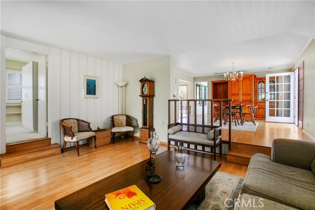 933 27th Street, Manhattan Beach, California 90266, 3 Bedrooms Bedrooms, ,2 BathroomsBathrooms,Residential,Sold,27th,PW20108173