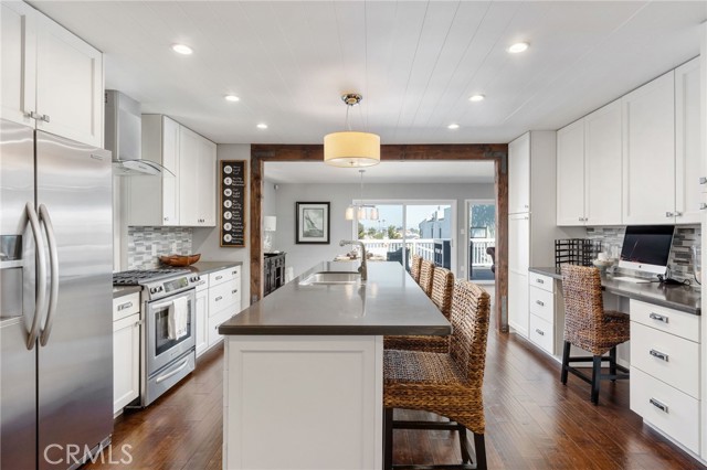 Large Open Kitchen