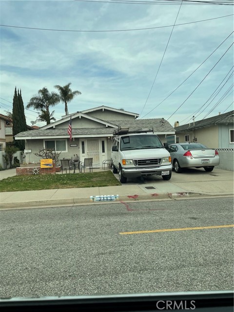 2113 Gates Avenue, Redondo Beach, California 90278, ,Residential Income,Sold,Gates,SB21033979