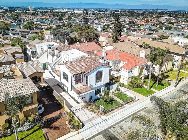 1919 Gates, Redondo Beach, California 90278, 4 Bedrooms Bedrooms, ,3 BathroomsBathrooms,Residential,Sold,Gates,SB19209631