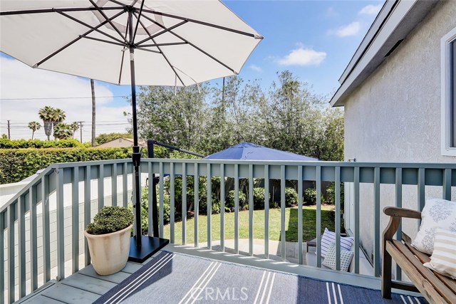Deck off Family Room