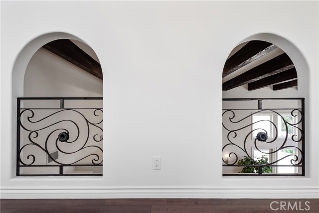 2322 Laurel Bluff Drive, Manhattan Beach, California 90266, 4 Bedrooms Bedrooms, ,3 BathroomsBathrooms,Residential,Sold,Laurel Bluff,SB21167191