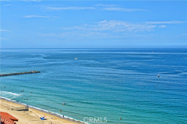 531 Esplanade, Redondo Beach, California 90277, 2 Bedrooms Bedrooms, ,2 BathroomsBathrooms,Residential,Sold,Esplanade,SB20162975