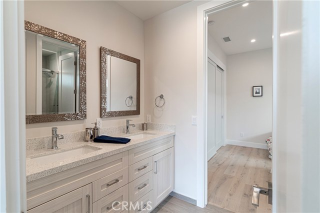 Downstairs Jack & Jill Bathroom