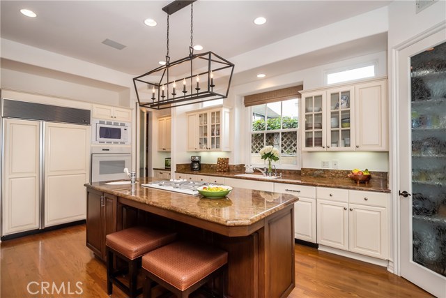 2306 John Street, Manhattan Beach, California 90266, 5 Bedrooms Bedrooms, ,4 BathroomsBathrooms,Residential,Sold,John,SB19259547