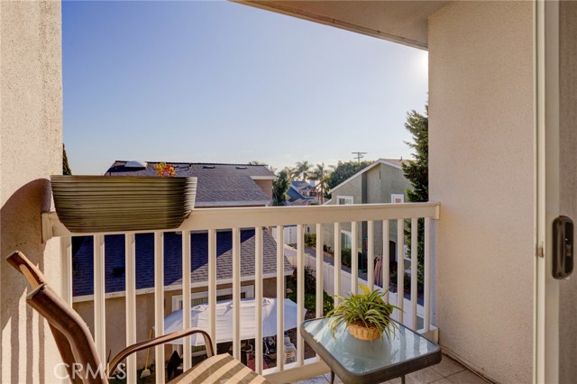 2411 Prospect Avenue, Hermosa Beach, California 90254, 2 Bedrooms Bedrooms, ,1 BathroomBathrooms,Residential,Sold,Prospect,PV21018922