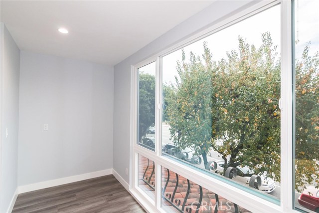 1 Bed Home for Sale in Valley Village, California