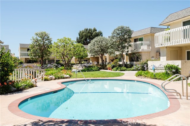 1200 Opal Street, Redondo Beach, California 90277, 3 Bedrooms Bedrooms, ,1 BathroomBathrooms,Residential,Sold,Opal,SB20112814