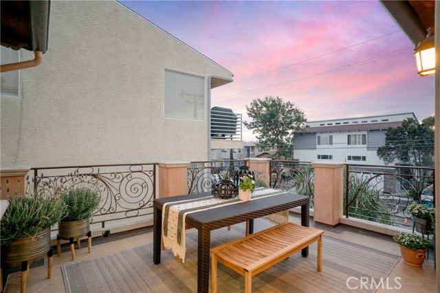 Lovely outdoor Patio off Main Living Area