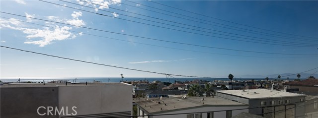 1641 Manhattan Avenue, Hermosa Beach, California 90254, ,Residential Income,Sold,Manhattan,SB19170124