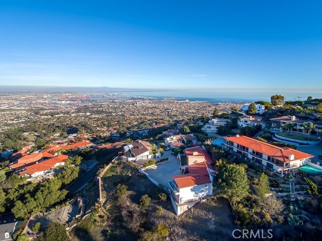 3285 Crownview Drive, Rancho Palos Verdes, California 90275, 4 Bedrooms Bedrooms, ,3 BathroomsBathrooms,Residential,Sold,Crownview,PV18031488