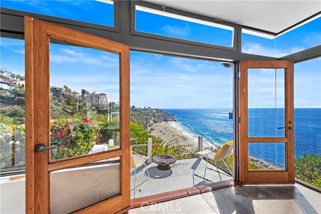 Photo of 32033 Point Place, Laguna Beach, CA 92651