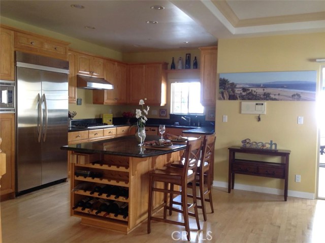 314 Catalina Avenue, Redondo Beach, California 90277, 4 Bedrooms Bedrooms, ,2 BathroomsBathrooms,Residential,Sold,Catalina,SB17106338