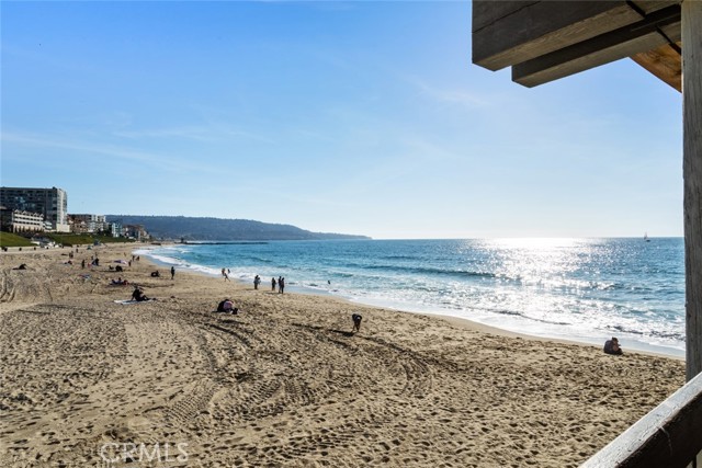 1800 Pacific Coast Highway, Redondo Beach, California 90277, 3 Bedrooms Bedrooms, ,1 BathroomBathrooms,Residential,Sold,Pacific Coast,PV21021931