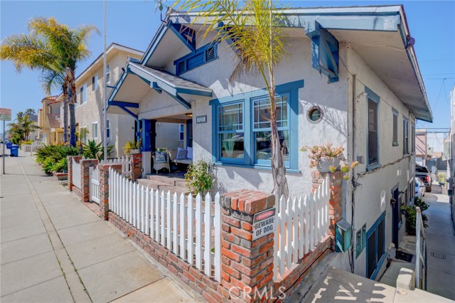 721 Manhattan Avenue, Hermosa Beach, California 90254, ,Residential Income,Sold,Manhattan,SB21062580