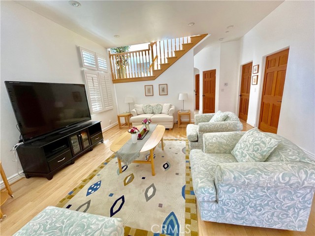 808 Juanita Avenue, Redondo Beach, California 90277, 5 Bedrooms Bedrooms, ,3 BathroomsBathrooms,Residential,Sold,Juanita,IN21096343